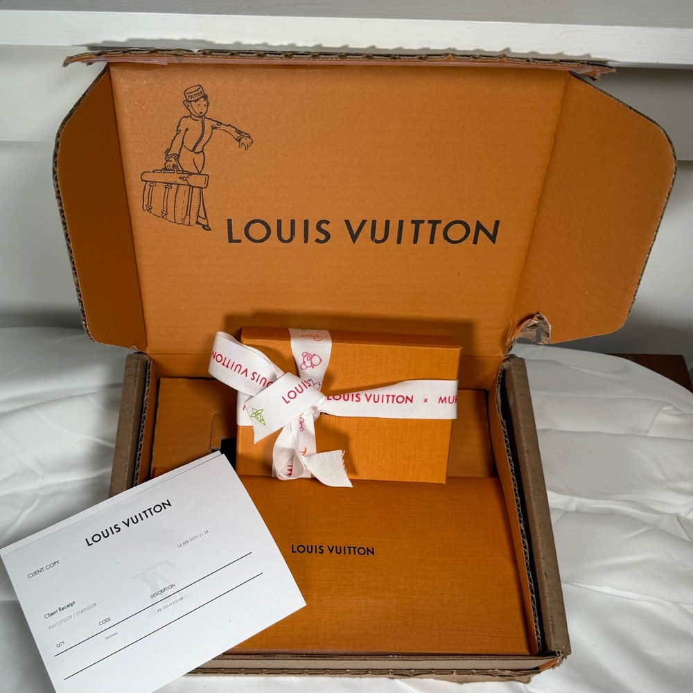 Louis Vuitton x Murakami Multicolor Keychain Bag Charm SOLD OUT everywhere - Picture 2 of 8
